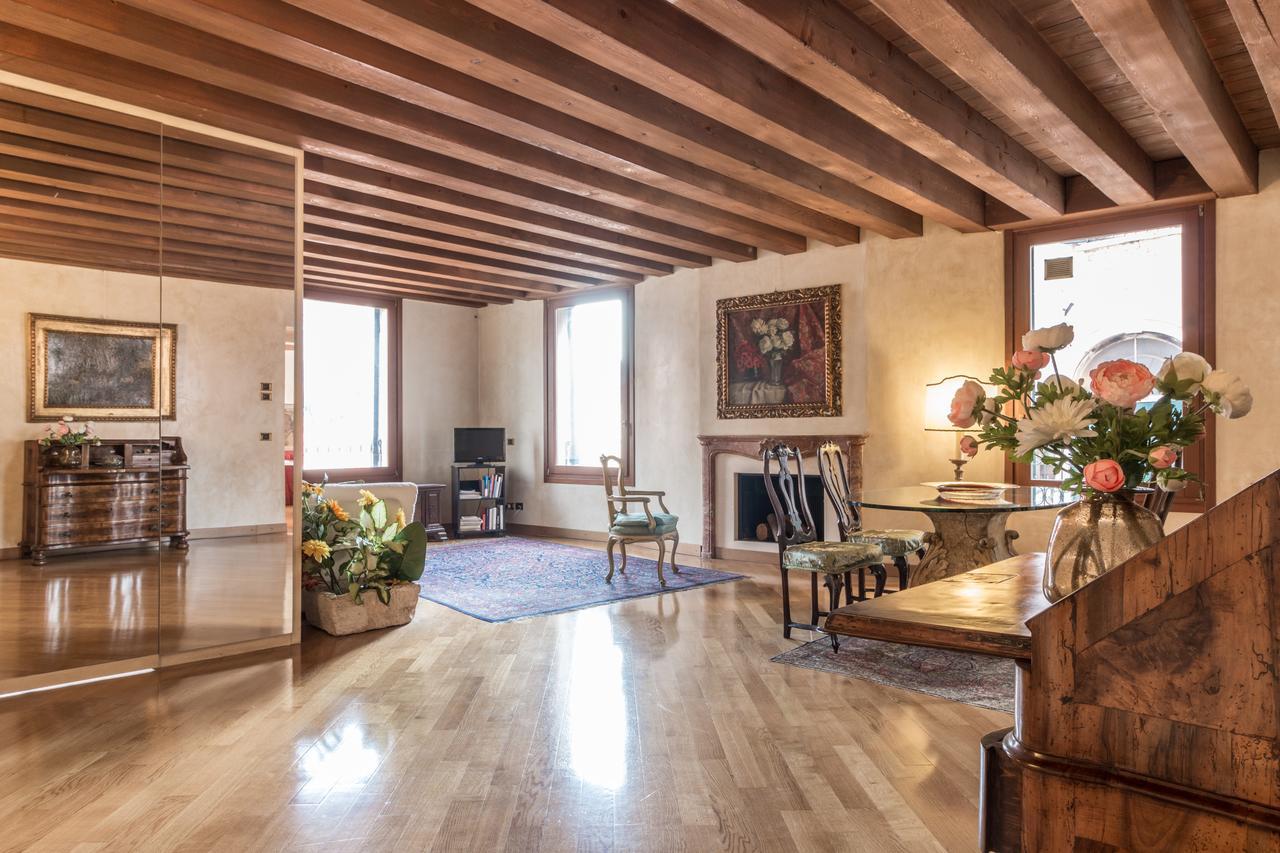La Fenice Double Canal View Венеция Экстерьер фото